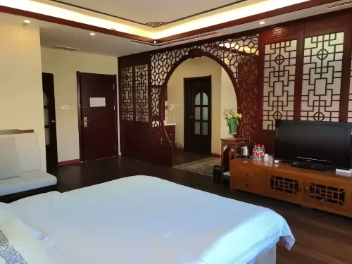 Yunting Hotel (Datong Ancient City Yingbin Street)