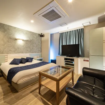 HOTEL RETOUR HIMEJI  (Adults Only) Hotels near Shikama-ko