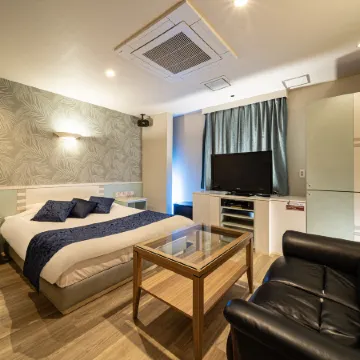 HOTEL RETOUR HIMEJI  (Adults Only) Отели рядом с достопримечательностью «Shikama-kō»