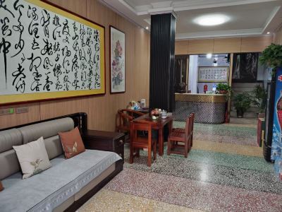 Fuyang Xingwang Hotel
