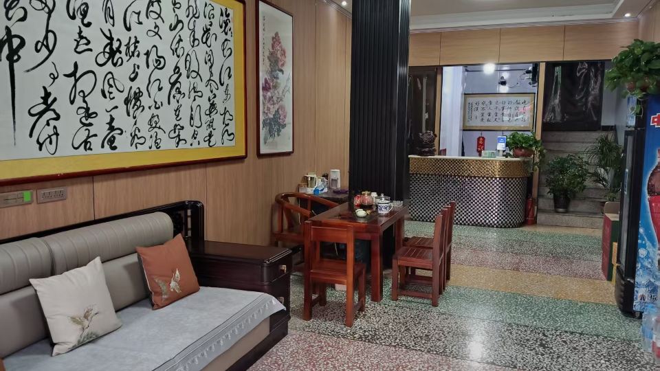 Fuyang Xingwang Hotel