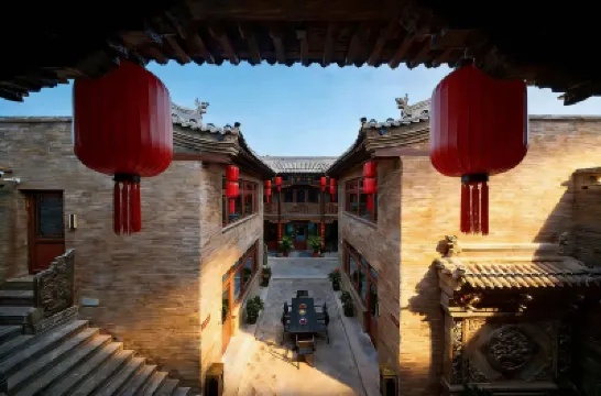 RED Lantern Hall Hotel a 