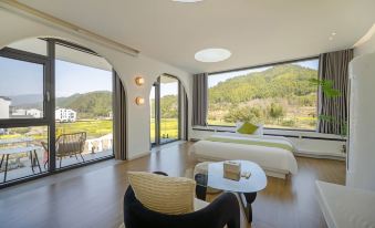 Floral Hotel·Xi like luxury wild hotel (Guling Scenic Area)