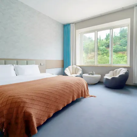 Liangqi Retreat | Light Luxury (Leshan Giant Buddha)