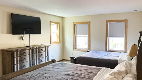 Studio 6 Lake George, NY - Adirondacks
