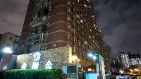 Beijing Champs-Elysees Hotel (Panjiayuan Shilihe Subway Station) - Condos