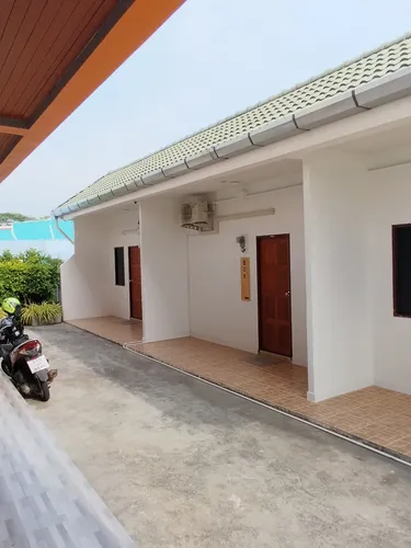 รูปภาพของB House Phuket