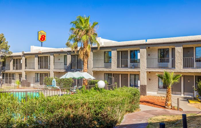 Townhouse Barstow On Historic Route 66 CA  I 15