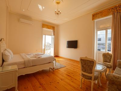Atum hotel