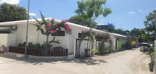 Luk inn at Huraa