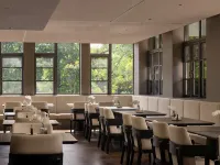 ATOUR Hotel, Kaiyuan Shengshi Plaza, West Street, Quanzhou Hotel in zona Torre Dongxi