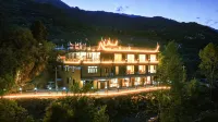 Danba Jiaju · Kaya · Tingshan Homestay (Jiaju  Village Branch)