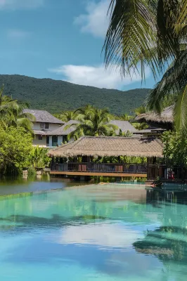 Yalong Bay Villas & Spa