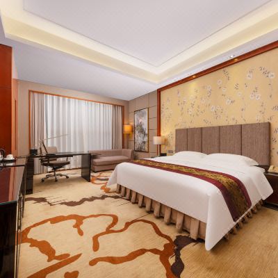 行政大床房【商務辦公桌+遠眺觀景】 東莞常平逸豪國際大酒店優惠