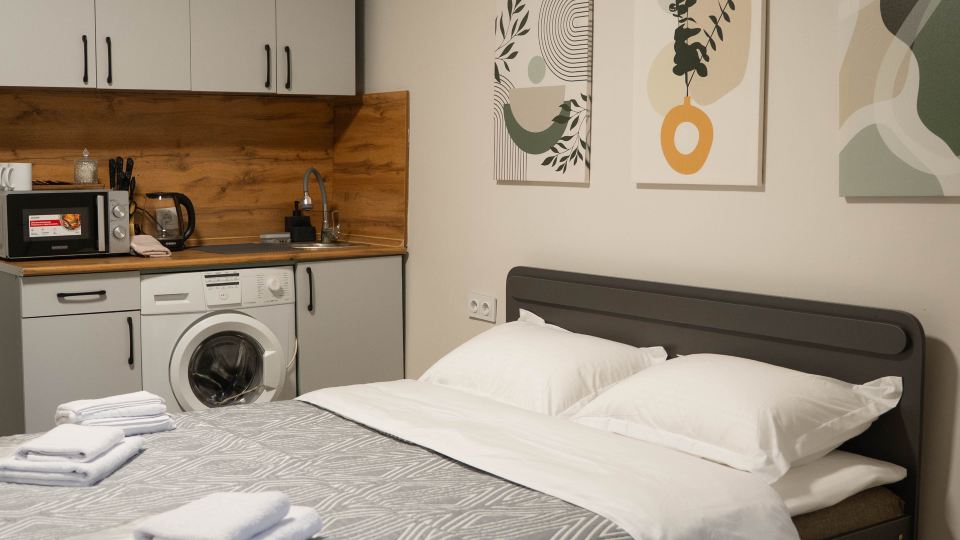 Alma Apartments