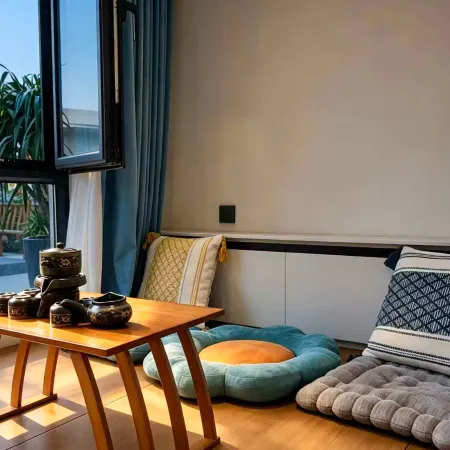 Tekes Qiangu Dao Homestay (Li Street)