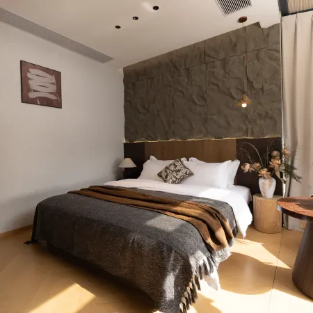 Sanqing Mountain Retreat Homestay (Gangshou Cable Car Store)