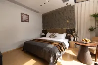 Sanqing Mountain Retreat Homestay (Gangshou Cable Car Store) - Hot Tub