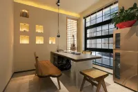 Yinyan · SilverSALT | Homestay - Baarit