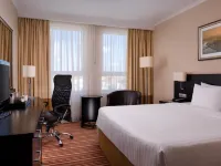 Cort Inn St Petersburg Hotel & Conference Center Hotels near Dumskaya Ul