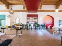 B&B HOME Brides-les-Bains Les 3 Vallées Hotels near Troika