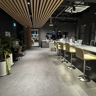 Stay Dearmoon Hotels near Shindonga Market