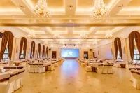 Cezanne Manor Hotel & Resort