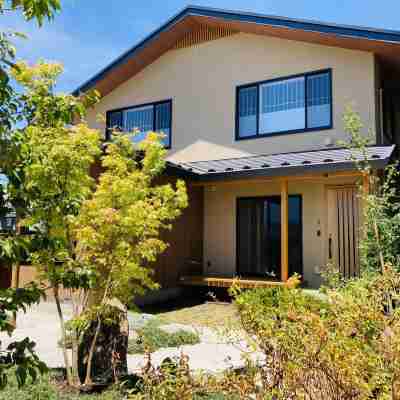 富士山温泉 八海木花館 Hotel Exterior