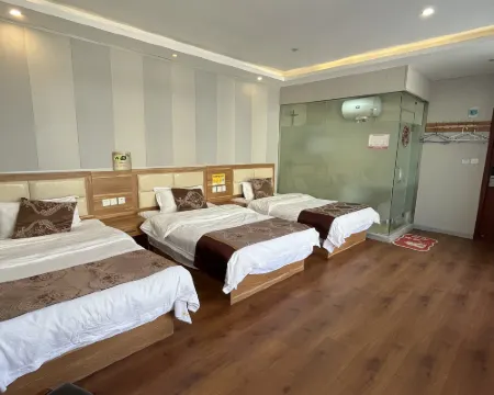 Qilong Express Hotel (Tumen's Second Department Store) Hotels in Tumen