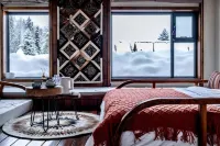 Tongmu Yiyu Shanjian B&B Hotels in Burjin