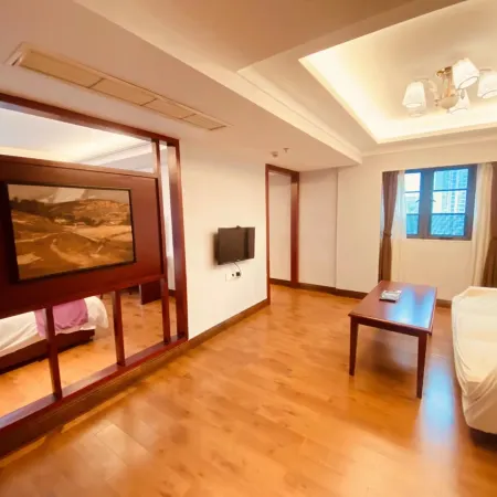 Super 8Preferred Hotel Guang'an Linshui Linzhou Square Store