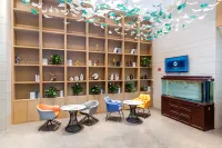 GreenTree Inn Express Hotel (Aksu Century Plaza) - พร้อมWifi