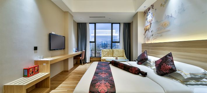 โรงแรมพรีเมียมโฟร์ซีซันส์ โรงแรมในเหอหยวน