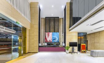 Poly Zhonghui Hotel Apartment (Guangzhou East Railway Station Sports Center)