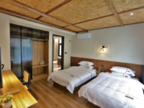 Wufeng Yaopai Xunzongge Hotels in Wufeng