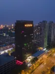 長春南湖假日飯店（南湖公園工農廣場地鐵站店）