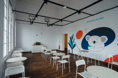 Bobopod Kota Tua, Jakarta Отели рядом со станцией Jakartakota Station