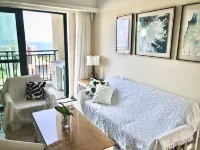 Sharing tide and beautiful sea view