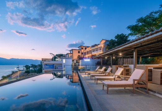 慢屋·大理极目精品海景民宿外景图