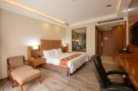 Yatai Hotel(Shenyang  Zhongjie,The Forbidden City)