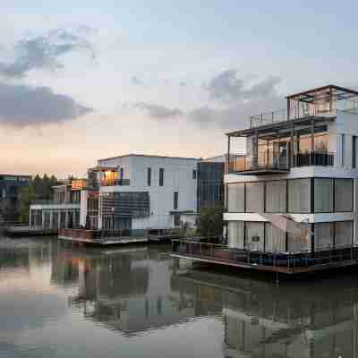 Jw · lakeside island resort villa in shanghai Hotel Exterior