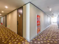 Taishangdeng Hotel (Beijing Daxing Huangyi Road Public Security University Branch) Hotels near Daxing