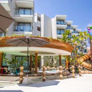 Phuket Emerald Beach Resort