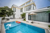 Go to Ah Mao's Home · Ins Secret Realm Designer Garden Villa (Suzhou Garden Expo Store) - مسبح غير متناهي