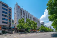 7Days Inn Hotel (Zhuzhou Hongqi Square)