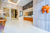 Ease Hotel (Changyang Qingjiang Gallery)