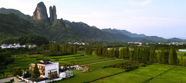 MOUNTAIN FIELD  FLOWER HOUS Hotels in Jiangshan