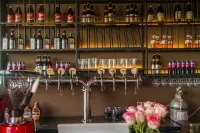 Shiguangxuan Hotel (Chengdu Daxuan High-speed Railway Station)