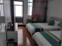 Woniu Zhijia Seaview Hostel