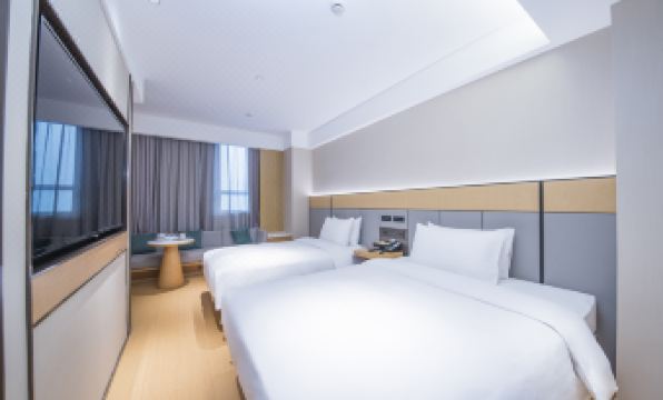 JI Hotel (Shanghai People's Square Nanjing Road)